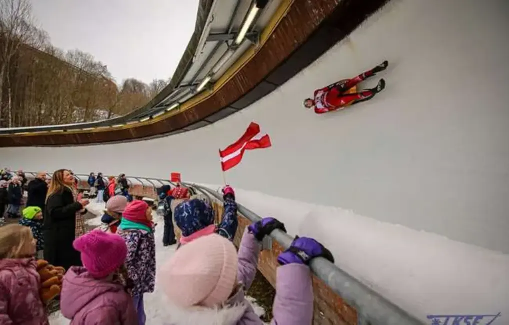 Sigulda uzņems Pasaules kausa posmu kamaniņu sportā: sacensībās piedalīsies sportisti no 23 valstīm olimpiskās kvalifikācijas noslēgumā