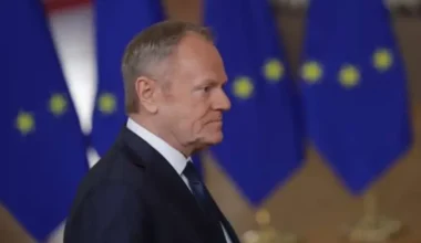 Tusks Briselē brīdina: “Vai nu nauda šodien, vai asinis rīt” – Izšķirošs lēmums par Ukrainas 90 miljardu eiro atbalstu