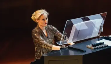 Ventspilī izskanējuši "Ziemassvētku vīzijas" ar starptautiski atzītiem māksliniekiem un latviešu oriģinālmūziku