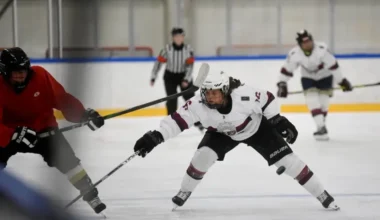 Zināms Latvijas sieviešu hokeja izlases sastāvs pārbaudes spēlēm ar Poliju
