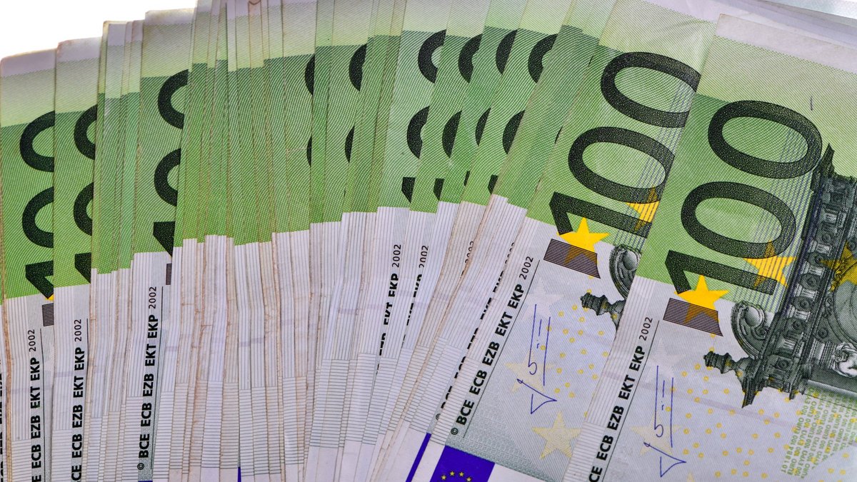 EK 2026. gada pirmajā pusē emitēs ES obligācijas 90 miljardu eiro apmērā