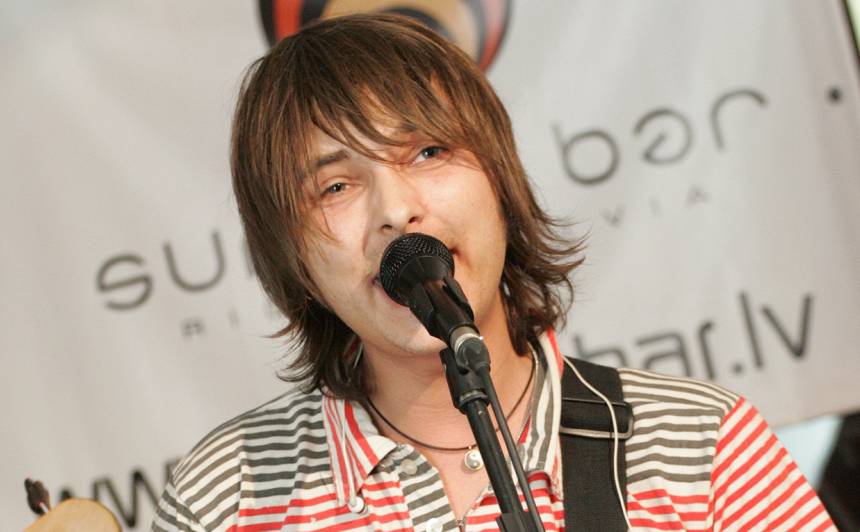 Bija pazudis, bet atgriezās. Mūziķa Detlefa dzīves līkloči — Santa