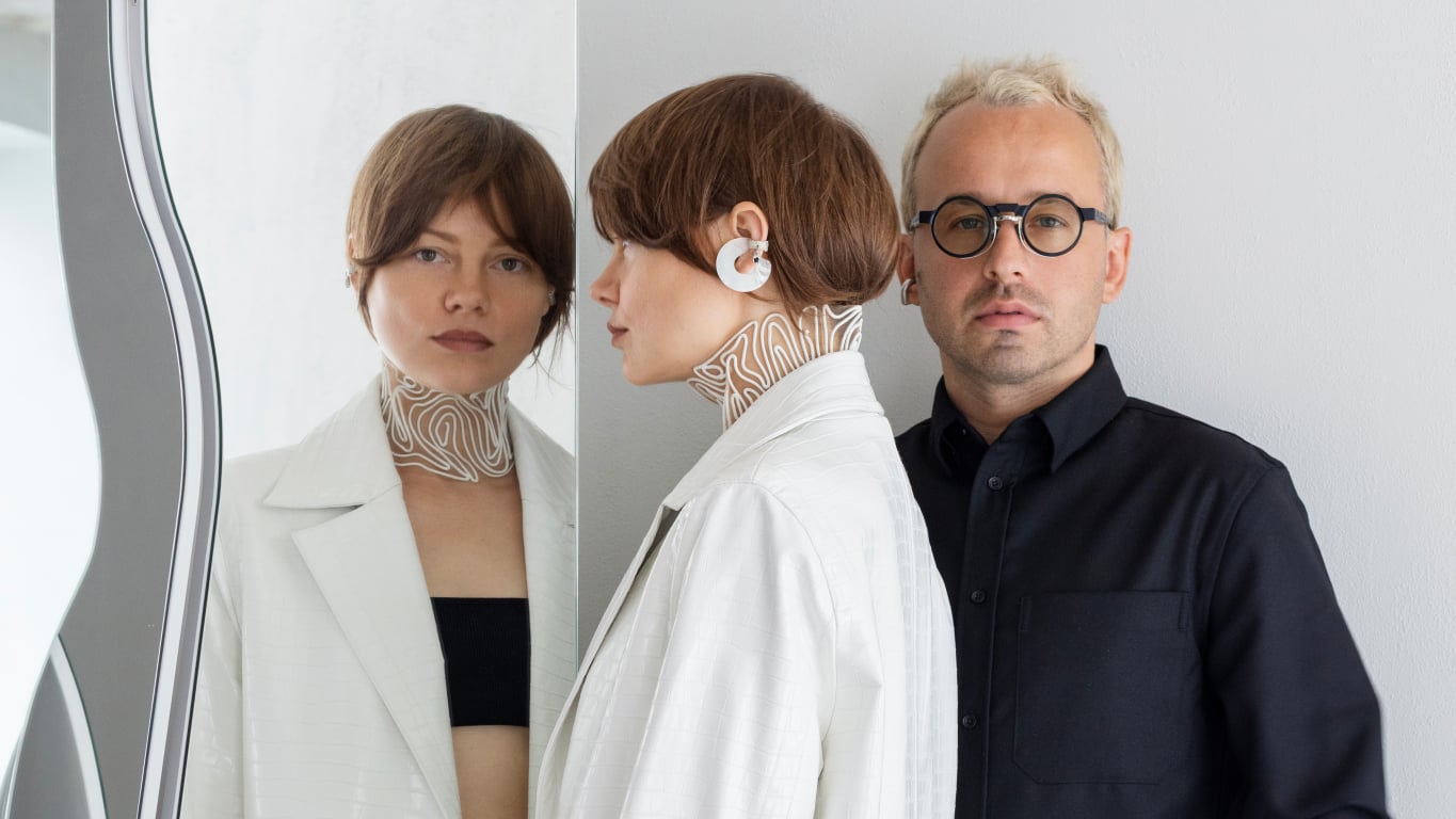 Latvijā tu ātri saskaries ar negatīvismu, kas liek atgriezties savā čaulā — Santa