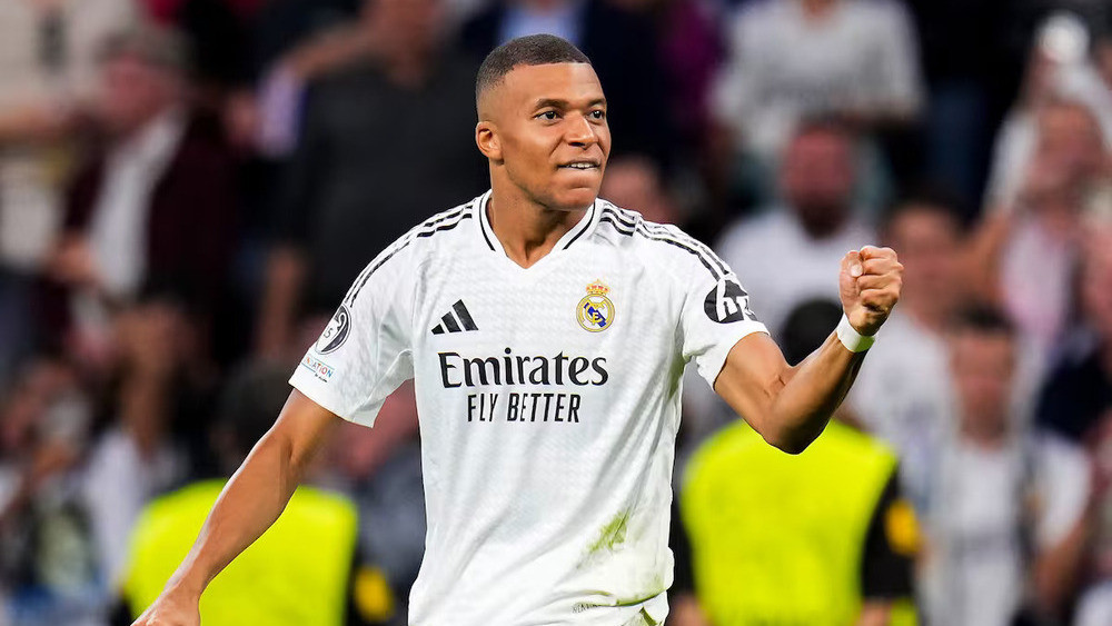 Pusotru gadu pēc šķiršanās PSG spiesta Mbapē maksāt prāvu naudas summu – Futbols – Sportacentrs.com