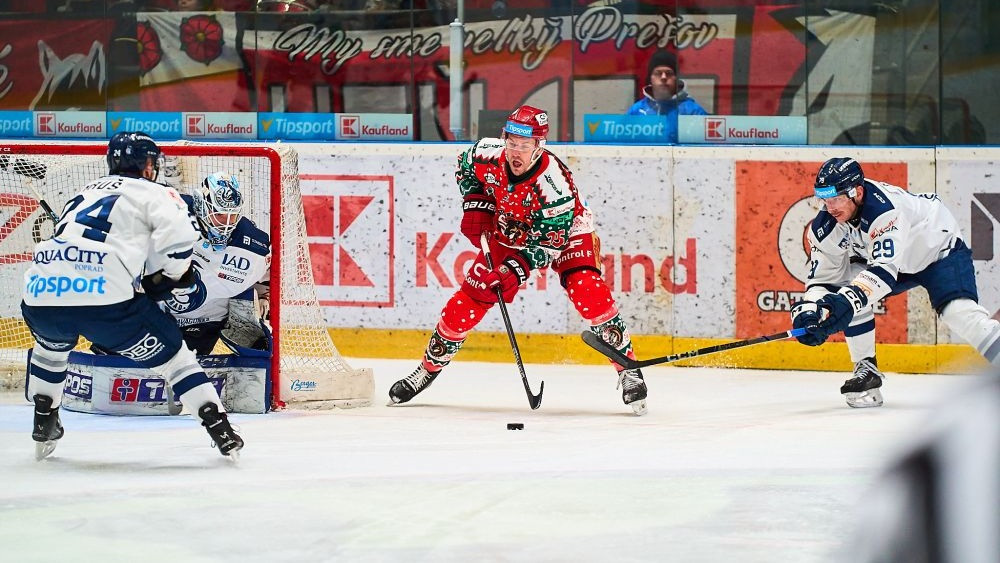 Indrašim un Ri.Bukartam atkal veiksmīga sadarbība Slovākijā – Hokejs – Sportacentrs.com