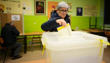 Bosnijas vēlēšanu komisija daļēji anulē Serbu Republikas prezidenta vēlēšanu rezultātus