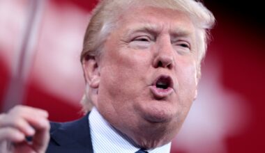 Tramps paziņo par jaunu karakuģu klasi, kas tiks nosaukta viņa vārdā / Diena