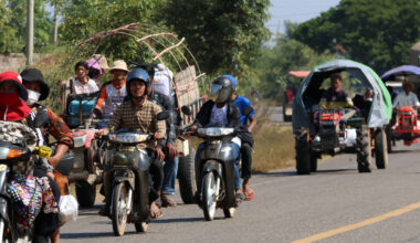 Kambodžas un Taizemes robežsadursmju laikā evakuēti simtiem tūkstoši iedzīvotāju / Diena