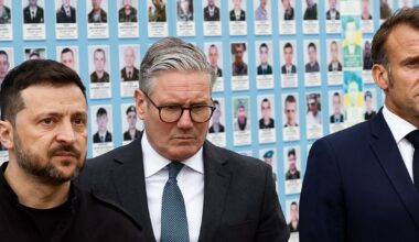 Stārmers, Makrons un Mercs tiksies ar Zelenski Londonā / Diena