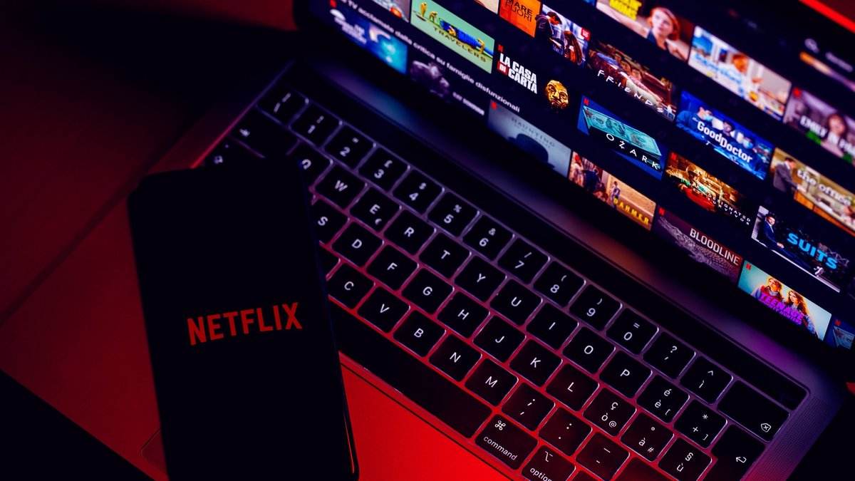 Holivudas režisors notiesāts par 11 miljonu dolāru izkrāpšanu no "Netflix"