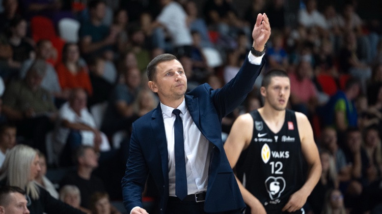 Mazurs kļūst par pirmo ārzemnieku pie Dienvidkorejas izlases stūres – Basketbols – Sportacentrs.com