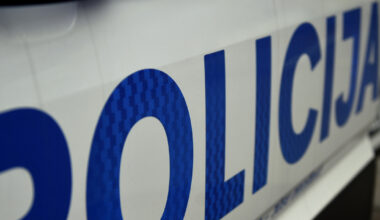 Policija aicina atsaukties aculieciniekus avārijai uz autoceļa Liepāja-Rucava / Diena