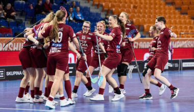 Florbolistes dramatiskā galotnē nosargā uzvaru un iekļūst ceturtdaļfinālā – Florbols – Sportacentrs.com