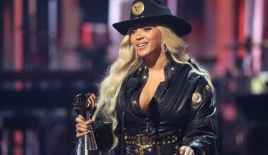 Bejonse kļuvusi par miljardieri