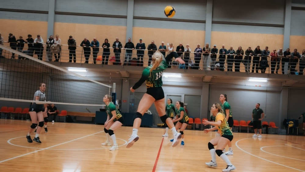 Pirmajās Latvijas kausa volejbolā pusfināla spēlēs uzvar iepriekšējās sezonas finālistes – Volejbols – Sportacentrs.com