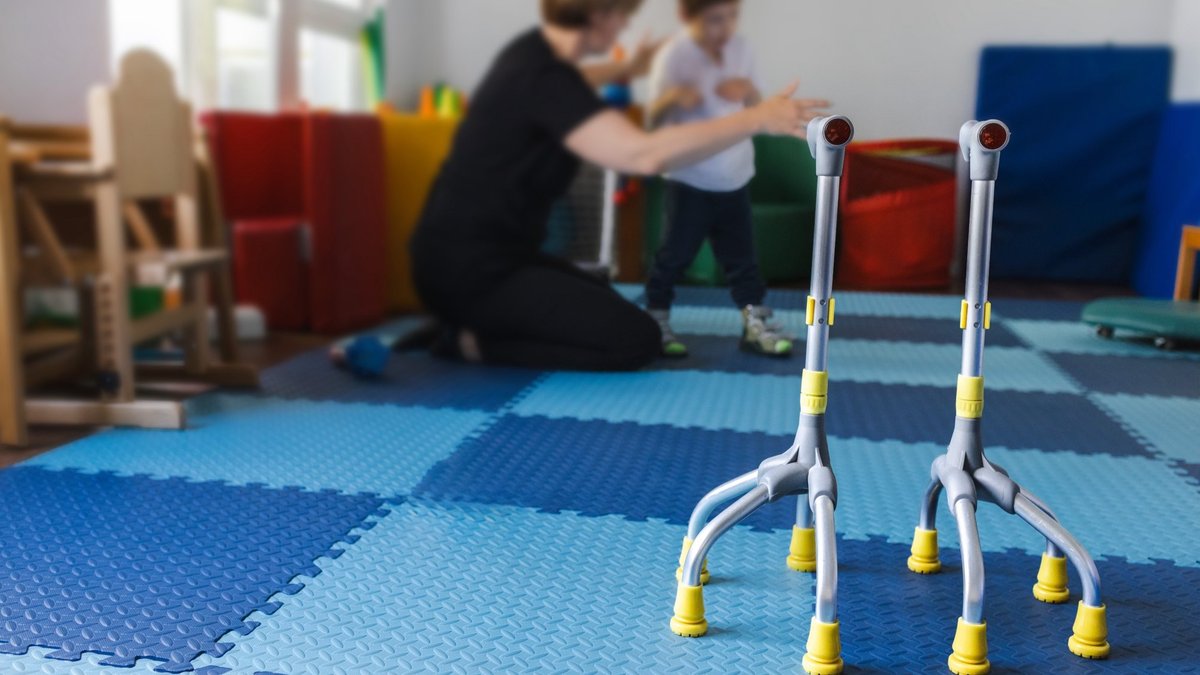 Joprojām galvenais ir izārstēt pacientu, nevis viņu atgriezt dzīvē