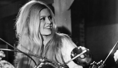 91 gada vecumā mirusi Francijas kino leģenda Brižita Bardo