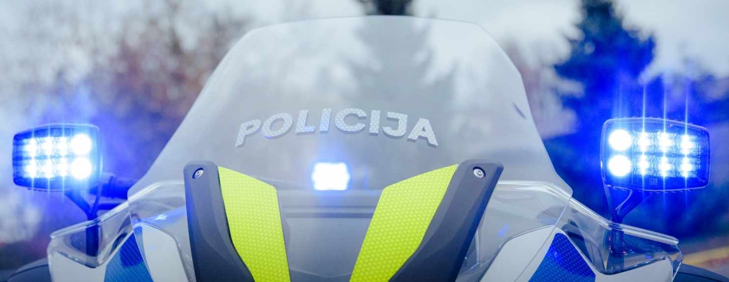 Latvijā pagājušajā diennaktī satiksmes negadījumos cietuši 11 cilvēki / Diena