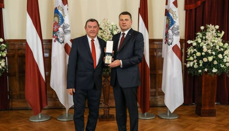 Rīgas balvu par mūža ieguldījumu sportā piešķirs ilggadējam basketbola trenerim Rimbeniekam – Basketbols – Sportacentrs.com