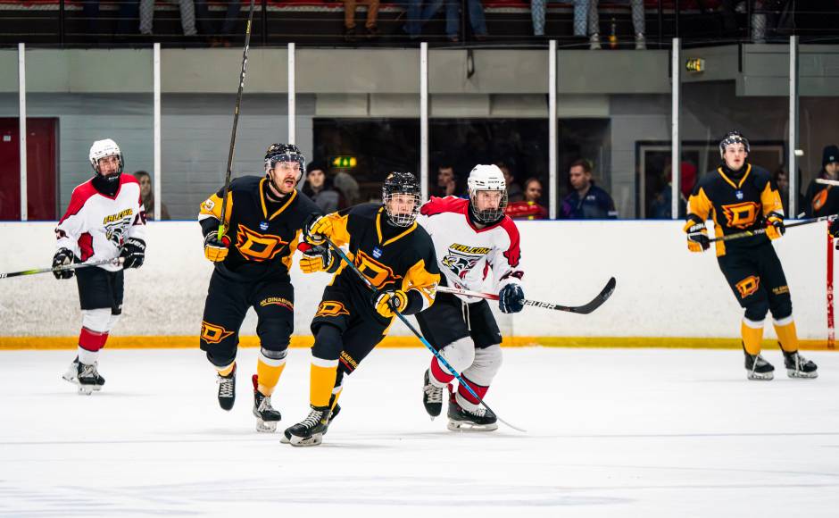 HK “Dinaburga/DSS” uzvar labdarības spēlē un saglabā līdera pozīciju 1. līgā