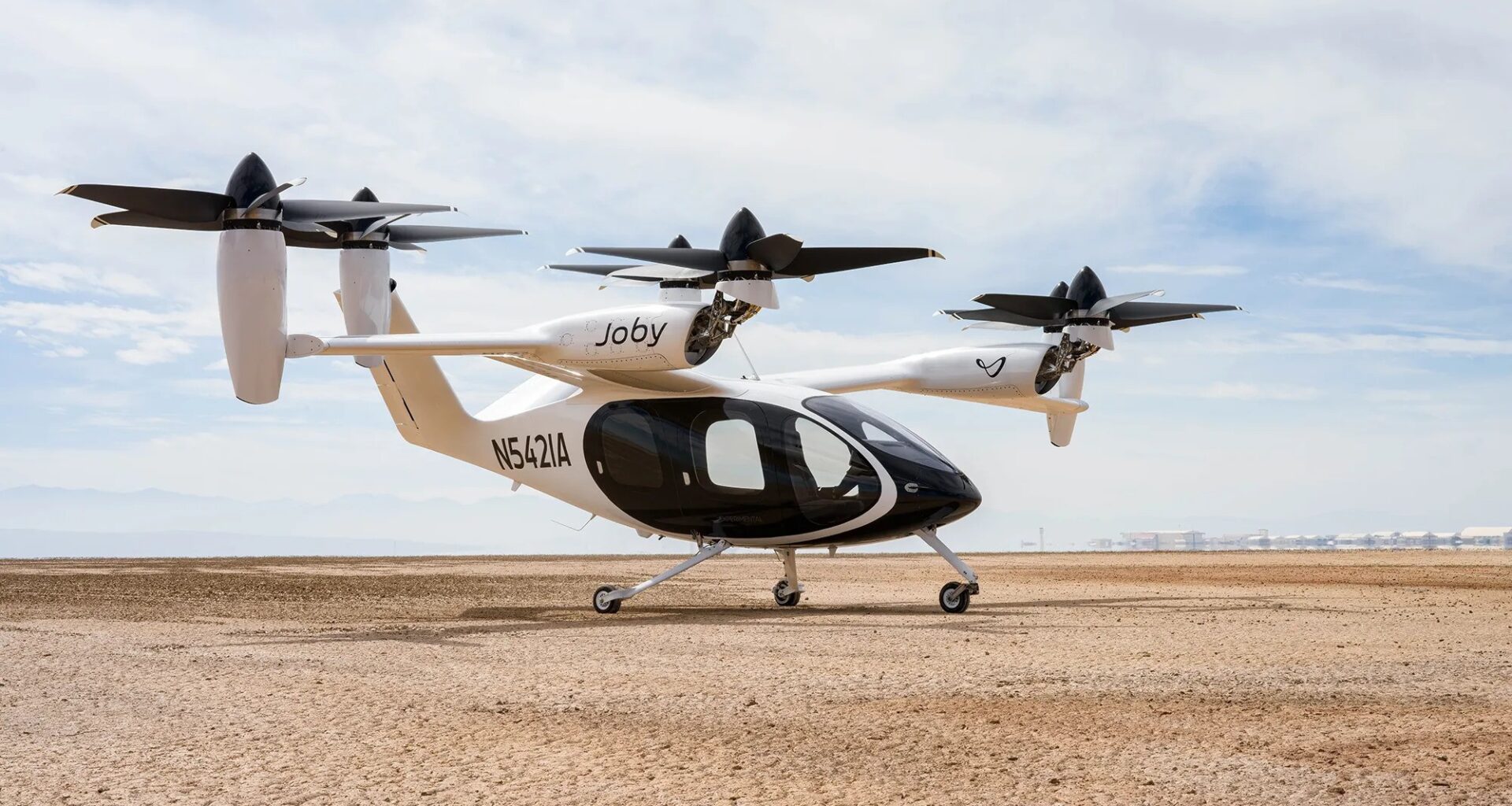 Jau nākamgad Dubaijā darbu uzsāks pirmais lidojošo taksometru serviss