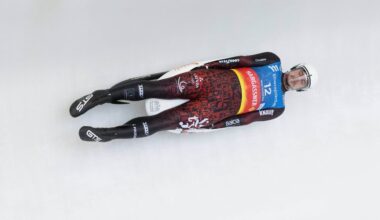 Latvijas kamaniņu izlase sezonu sāk ar vietu uz pjedestāla