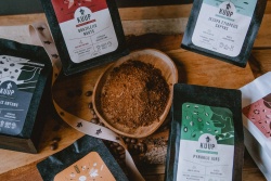 KUUP KAFIJA +citas lietas veikalā