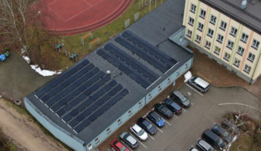 Jēkabpils 2. vidusskolas jumts ražo saules enerģiju / Jēkabpils Laiks: Jēkabpils ziņas