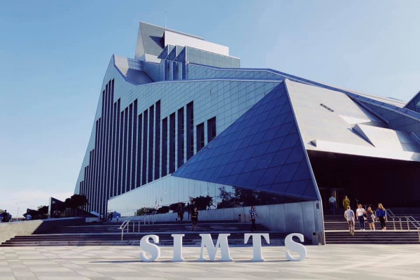 Brīvība sākas ar grāmatu. Sarunas ar ekspertiem latviešu grāmatas piecsimtgades noslēgumā / LR1 / / Latvijas Radio