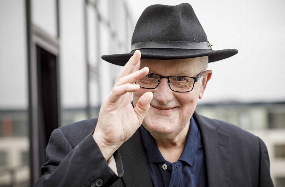 Krāšņais un grandiozais Jaungada šovs Valmieras Olimpiskajā centrā / LR2 / / Latvijas Radio