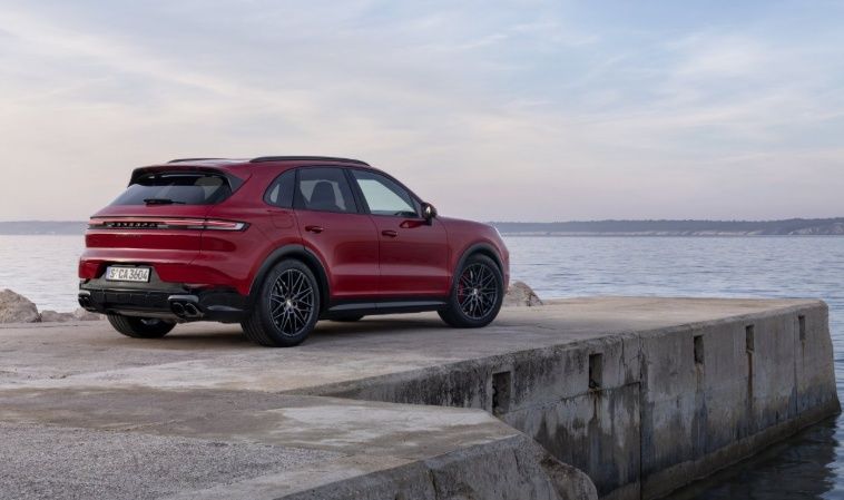 Krievijā apstājas simtiem Porsche: kas noticis?