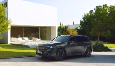 Nepilni 60 000 eiro: jaunais Mercedes GLB ieradīsies 2026. gada pavasarī (+ FOTO)