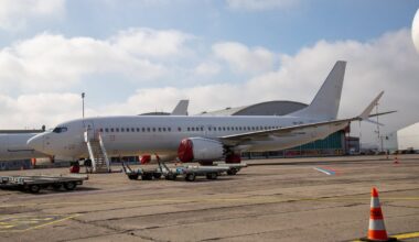 Darbību apturējusī aviokompānija «Smartlynx» tiesiskās aizsardzības procesu neturpinās / Raksts