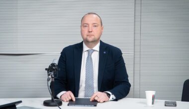 Latvijas Universitātes Ekonomikas sociālo zinātņu fakultātes dekāns, profesors Jānis Priede