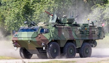 Bruņmašīnu ražotājs «Patria» un Vācija paraksta līgumus vairāk nekā divu miljardu eiro vērtībā / Raksts