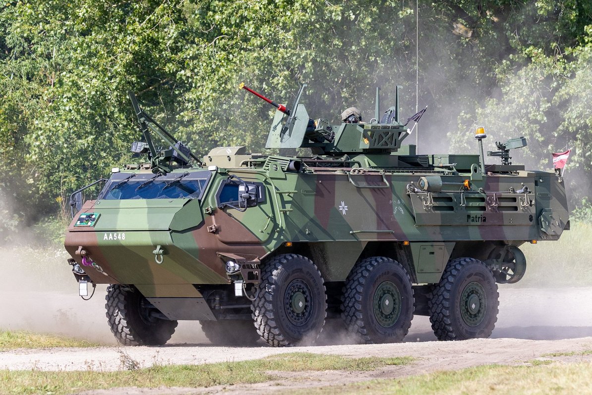 Bruņmašīnu ražotājs «Patria» un Vācija paraksta līgumus vairāk nekā divu miljardu eiro vērtībā / Raksts
