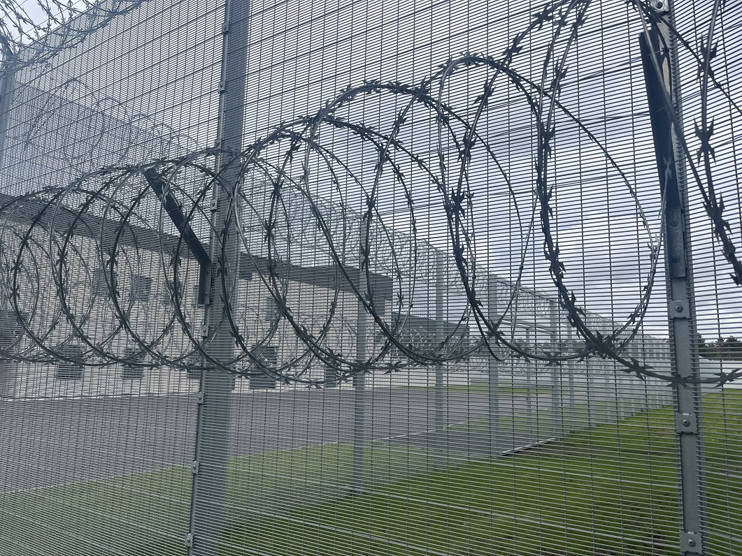 Par sievietes slepkavību 90 eiro dēļ vīrieti notiesā uz 18 gadiem cietumā / Raksts