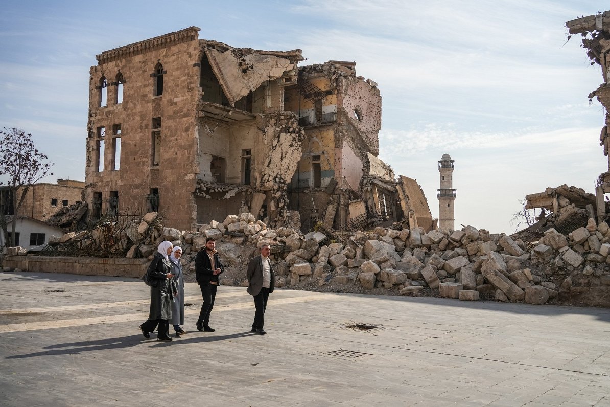 Sīrieši neapmierināti ar Asada līdzgaitnieku sodīšanu; eksperta ieskatā procesu nevar sasteigt / Raksts