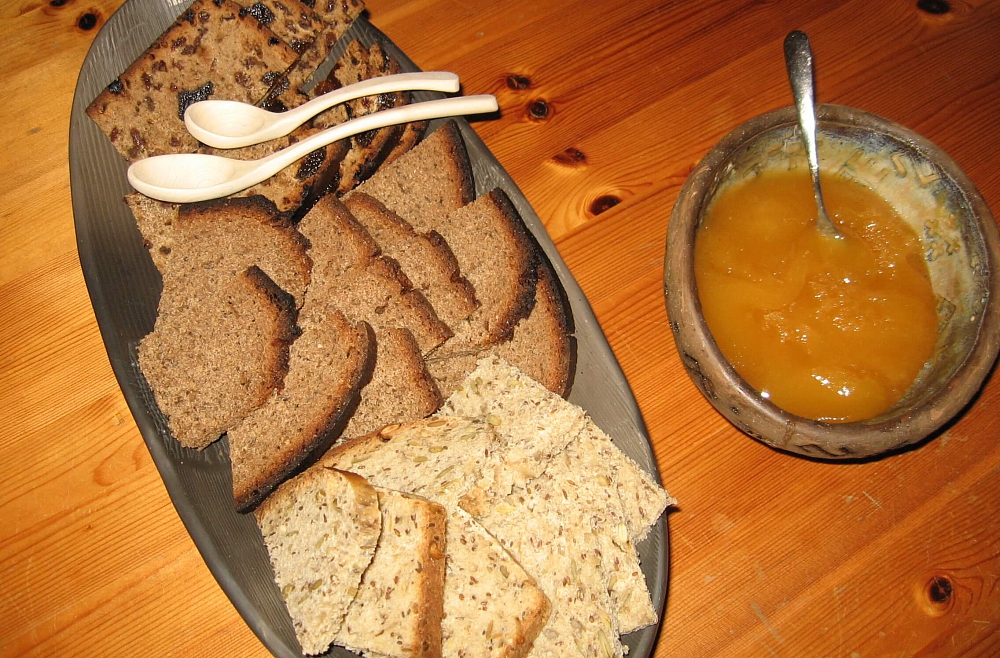 Ciemos Purvinsku ģimenes saimniecībā.