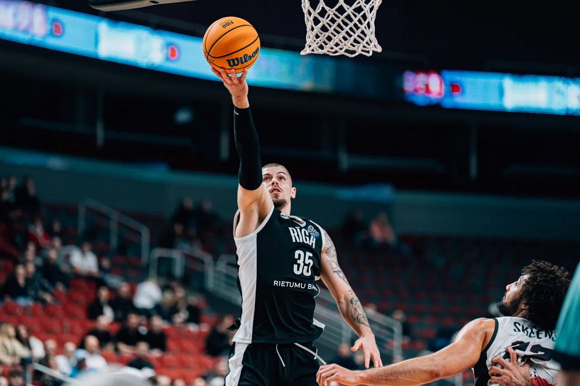 &quot;VEF Rīga&quot; basketbolists Kristaps Ķilps Čempionu līgas spēlē