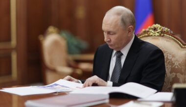 Kremlis negrib pildīt nekādus nolīgumus / Raksts