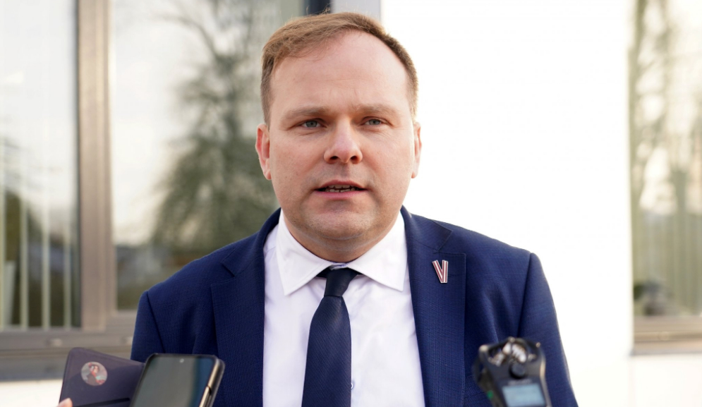 Siguldas novada mēra krēslā atgriežas Linards Kumskis / Raksts