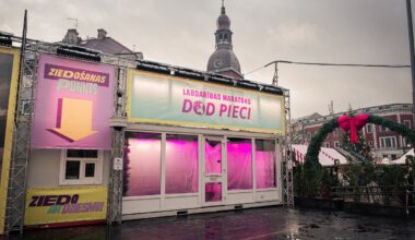 Dod pieci! stikla studija Vecrīgā, Doma laukumā.