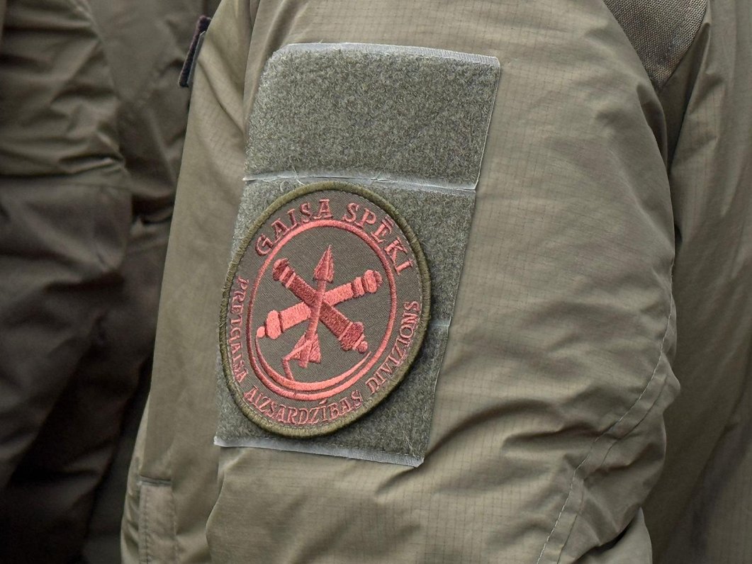 Valsts aizsardzības dienestu Gaisa spēkos absolvē ap 50 brīvprātīgo