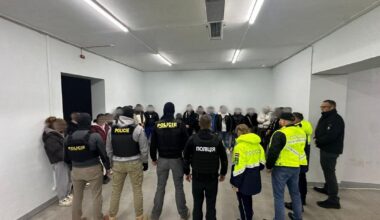 Policija atklāj Ukrainā bāzētu telefonkrāpnieku tīklu; aizturēti 12 Latvijas pilsoņi