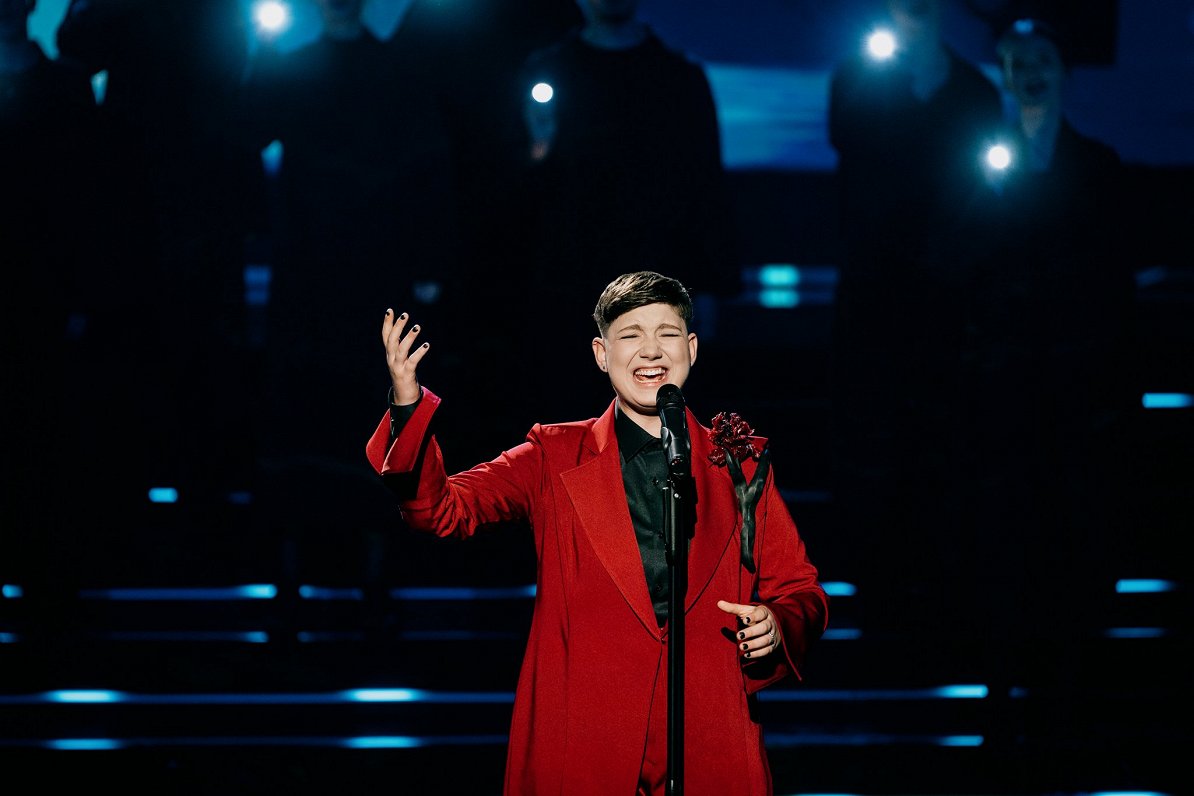 Šova «Pārdziedi mani!» skatītāji par labāko operā atzinuši Emiliju; dziedātāja kļūst par favorīti arī 4. raidījuma kopvērtējumā