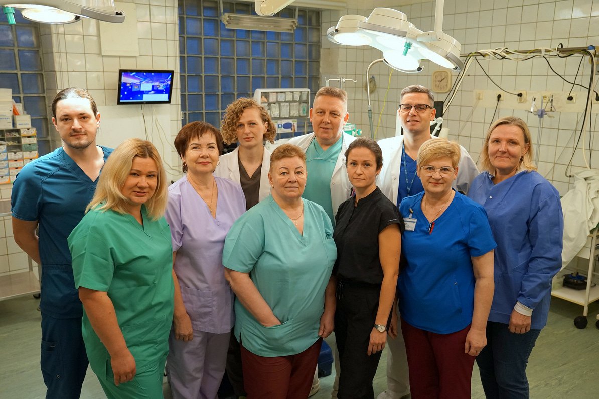 Operāciju veikusī RAKUS ārstu komanda