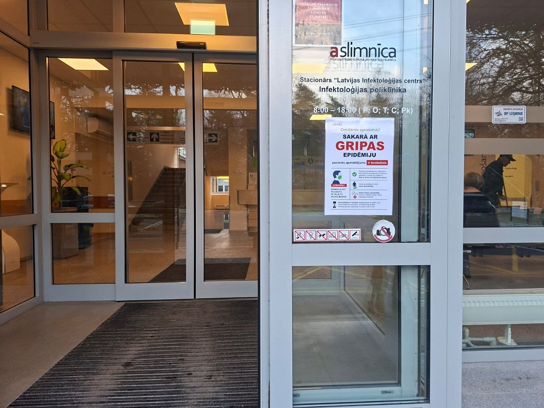 Gripas izplatība Latvijā pašlaik četrreiz pārsniedz kovida izplatību; jau četri mirušie / Raksts