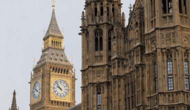 Bigbenu Londonā Jaungada naktij poš trīs pulksteņmeistari / Raksts