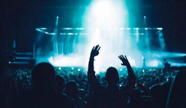 Ilustratīvs attēls ar klausītāju pūli koncertā